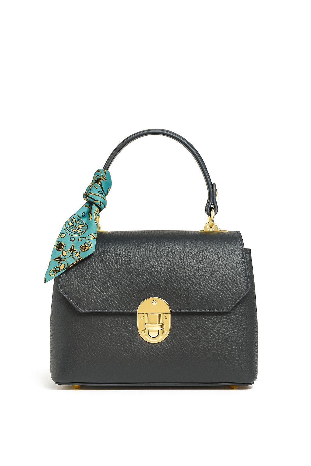 Bauletto – Timeless Elegance