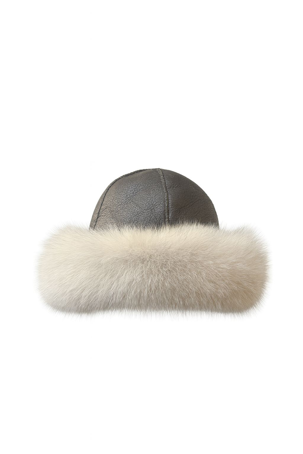 Sheepskin Crown – By Serena Nesi